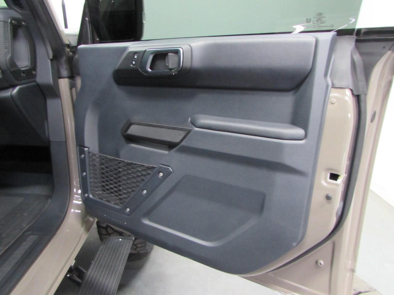 2025 Ford Bronco 4-Door Outer Banks - Photo 16