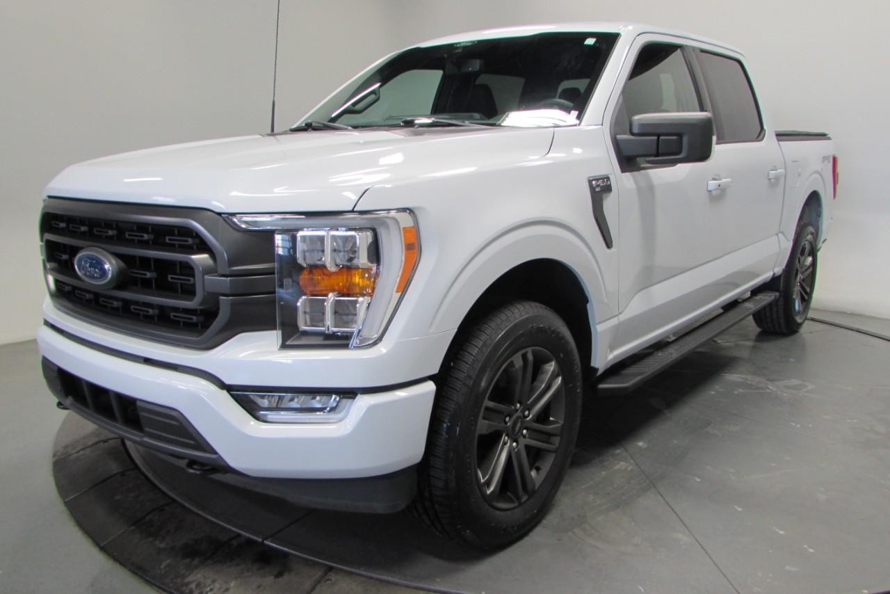 2022 Ford F-150 XLT photo 3