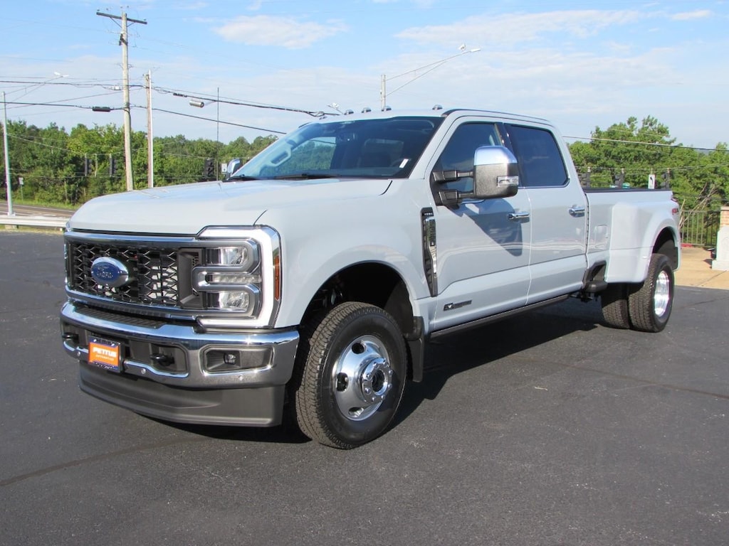 New 2026 Ford F-350 Truck Crew Cab