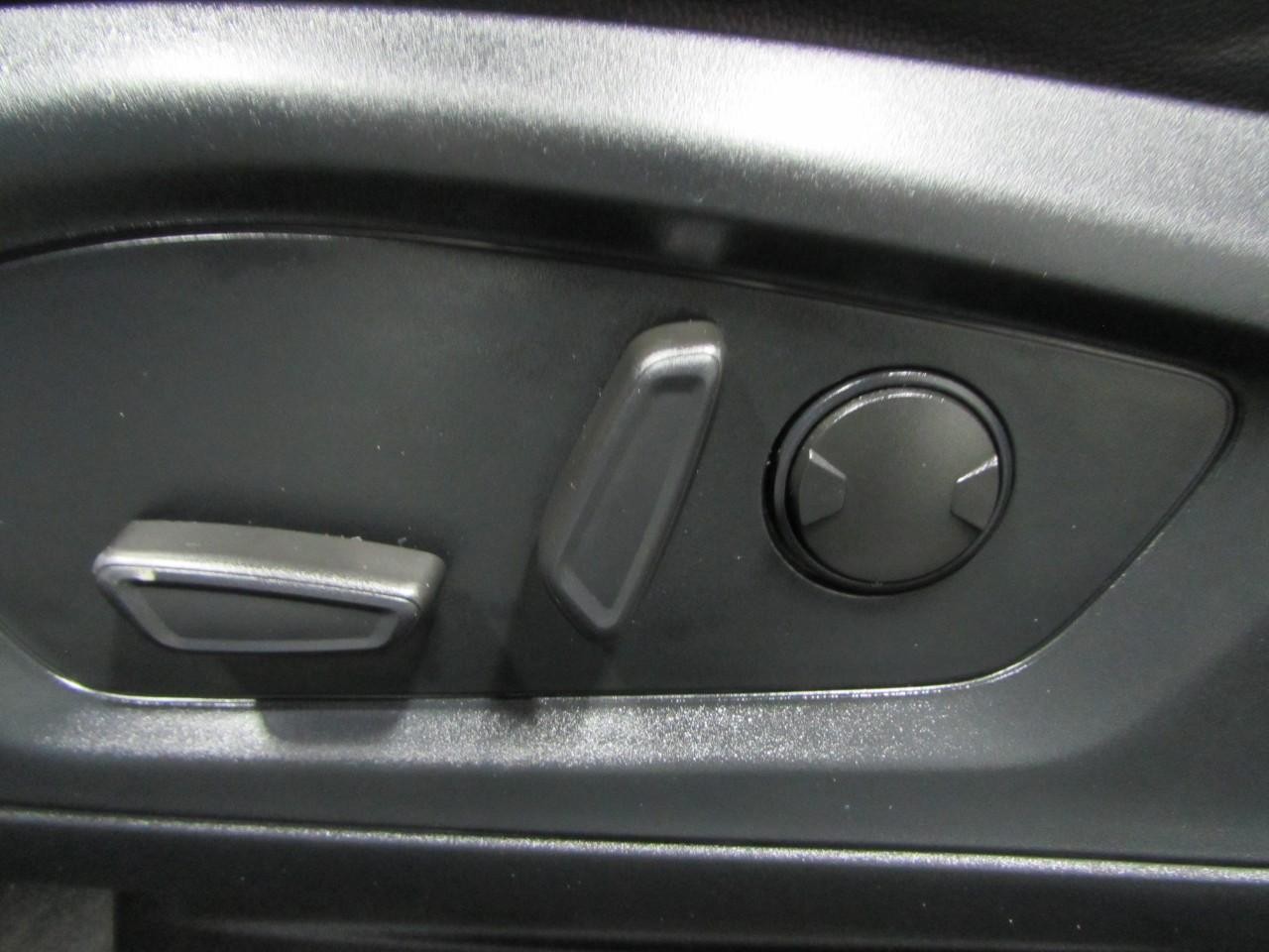 2021 Ford Explorer XLT - Photo 23