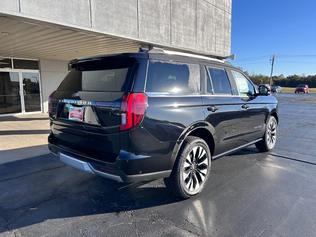 New 2025 Ford Expedition Platinum 4x4 SUV