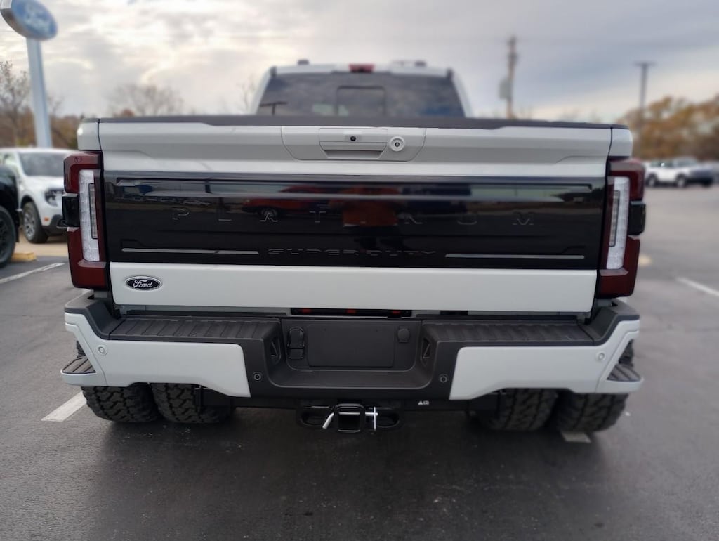 New 2026 Ford F-450 Platinum DRW Truck Crew Cab
