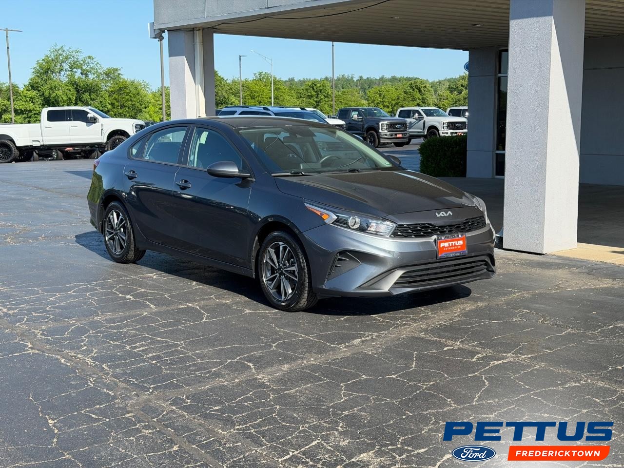 2024 Kia Forte LXS AT's photo