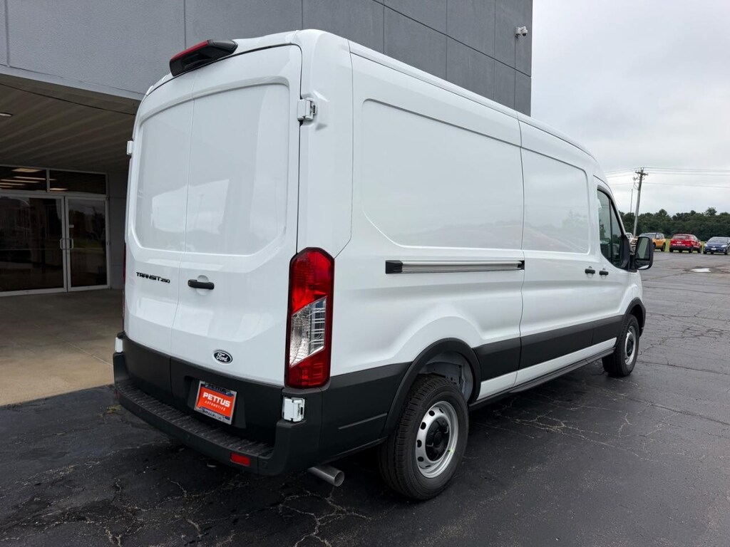 New 2026 Ford Transit-250 Cargo T-250 148 Med Rf 9150 Gvwr RWD Van Medium Roof Van
