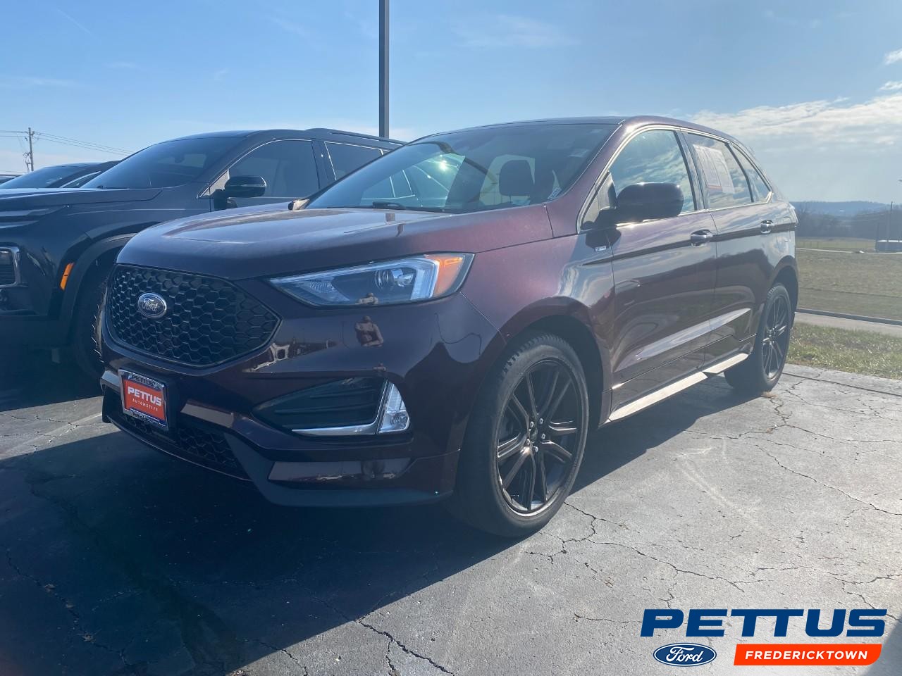 2022 Ford Edge ST-Line's photo