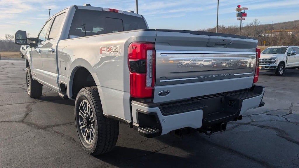 New 2026 Ford F-350 Platinum Truck Crew Cab