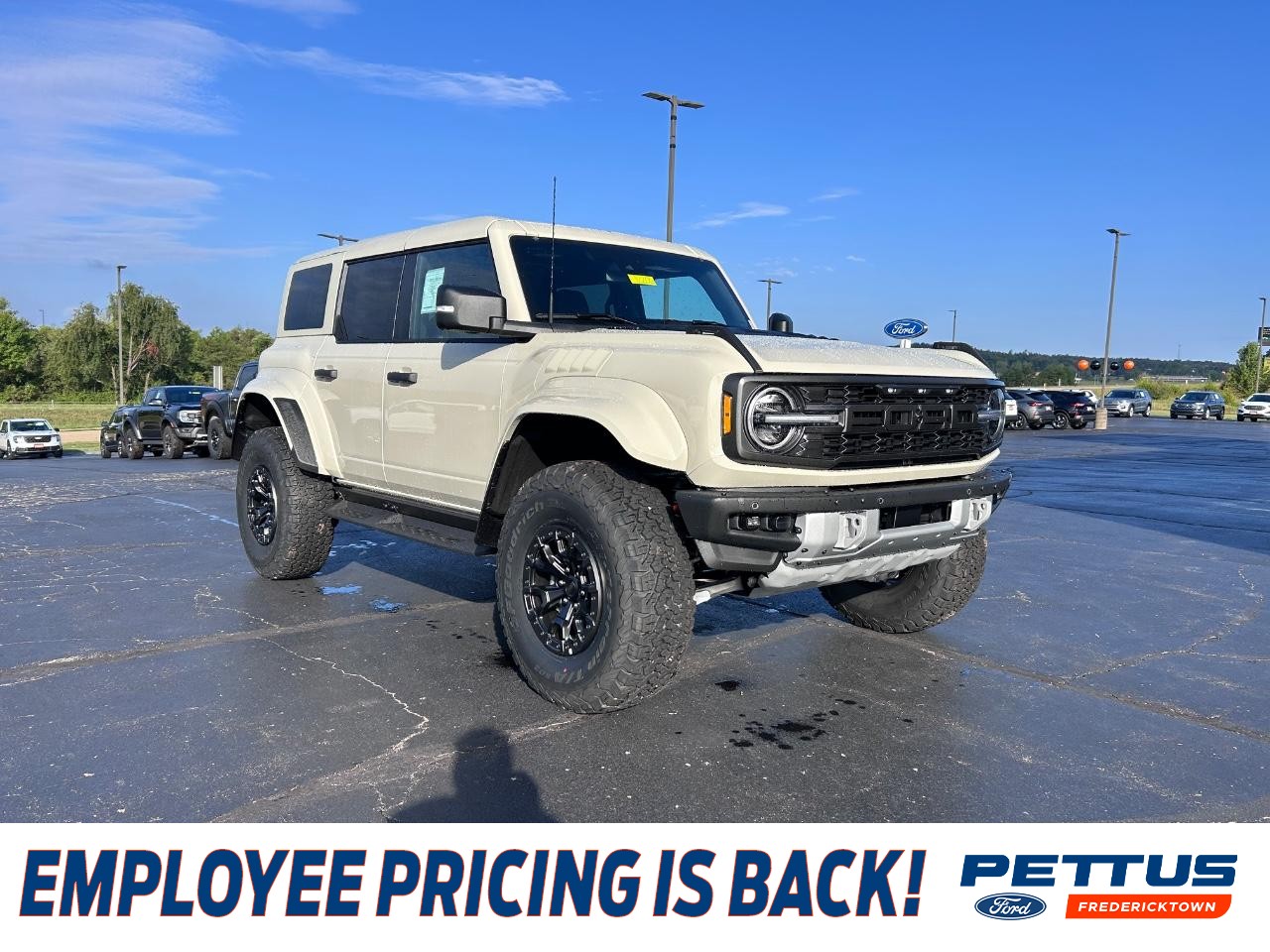 2025 Ford Bronco Raptor 4x4's photo