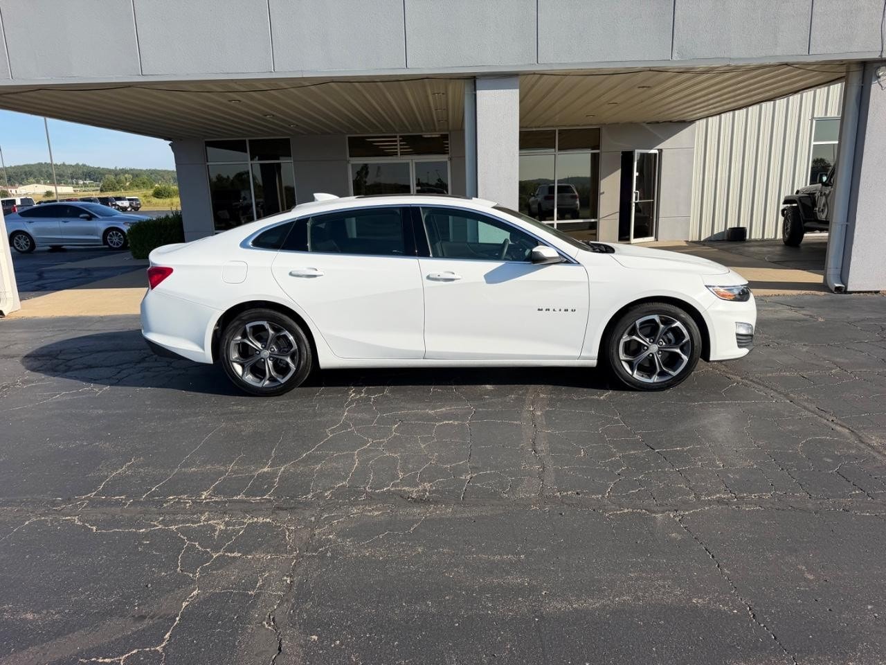 Certified 2024 Chevrolet Malibu 1LT with VIN 1G1ZD5ST8RF183263 for sale in Fredericktown, MO