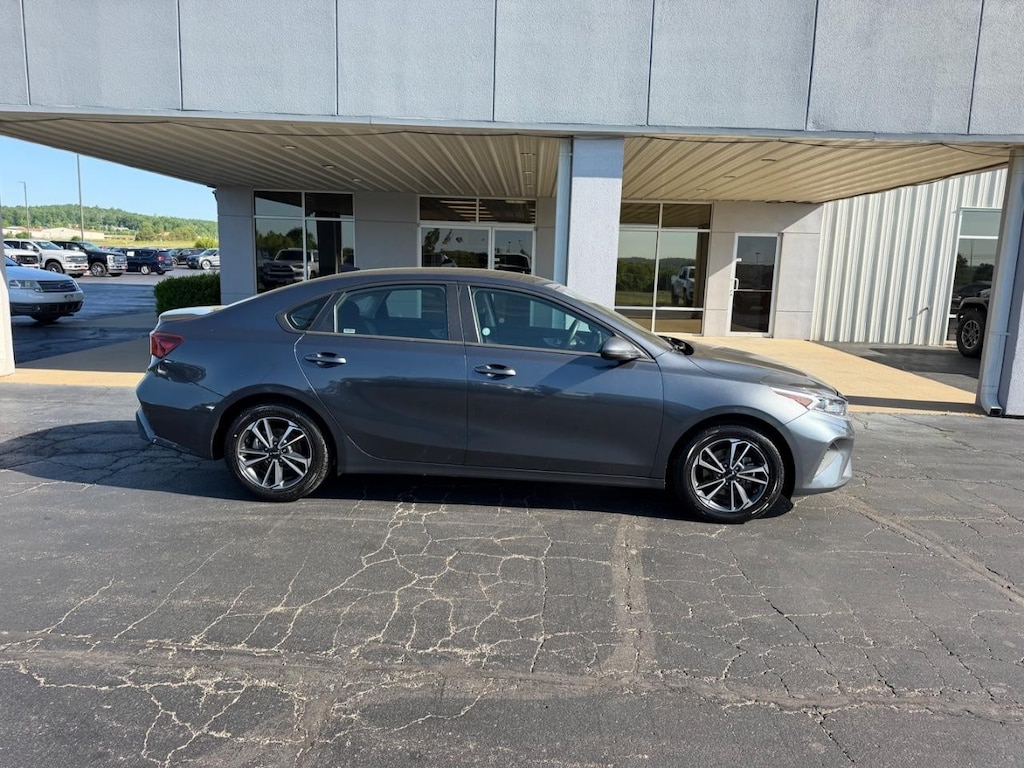 Used 2024 Kia Forte LXS Sedan