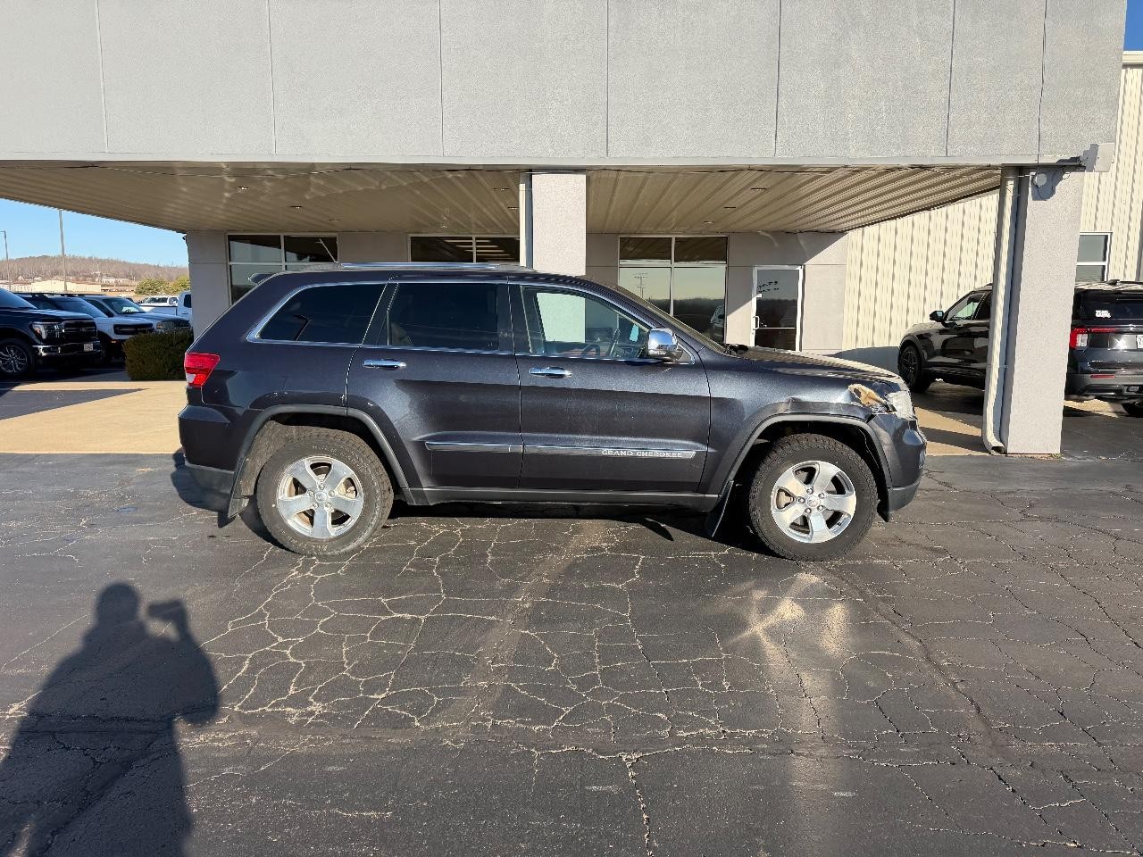 Used 2013 Jeep Grand Cherokee Limited with VIN 1C4RJFBG3DC629497 for sale in Fredericktown, MO