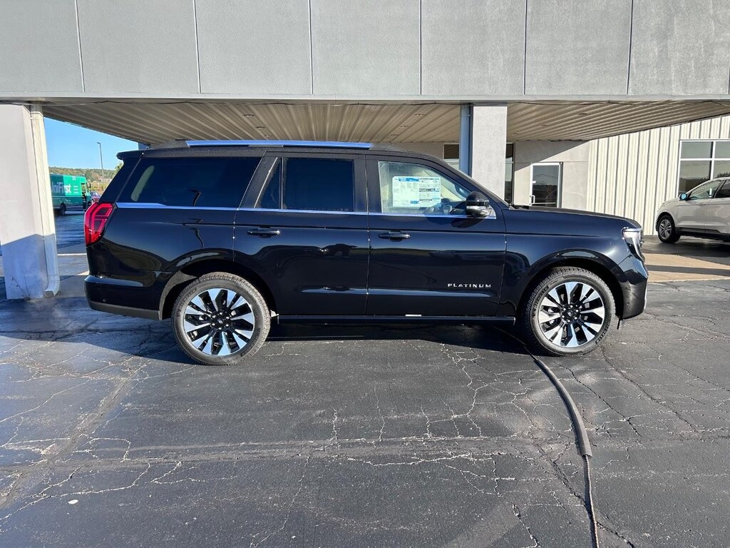 New 2025 Ford Expedition Platinum 4x4 SUV