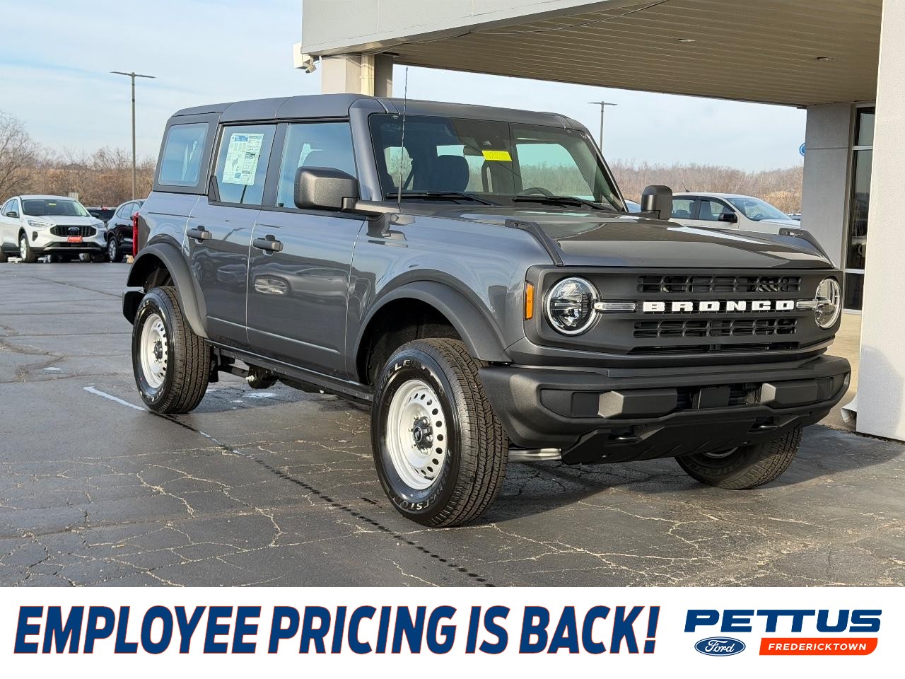 2025 Ford Bronco Base 4x4's photo
