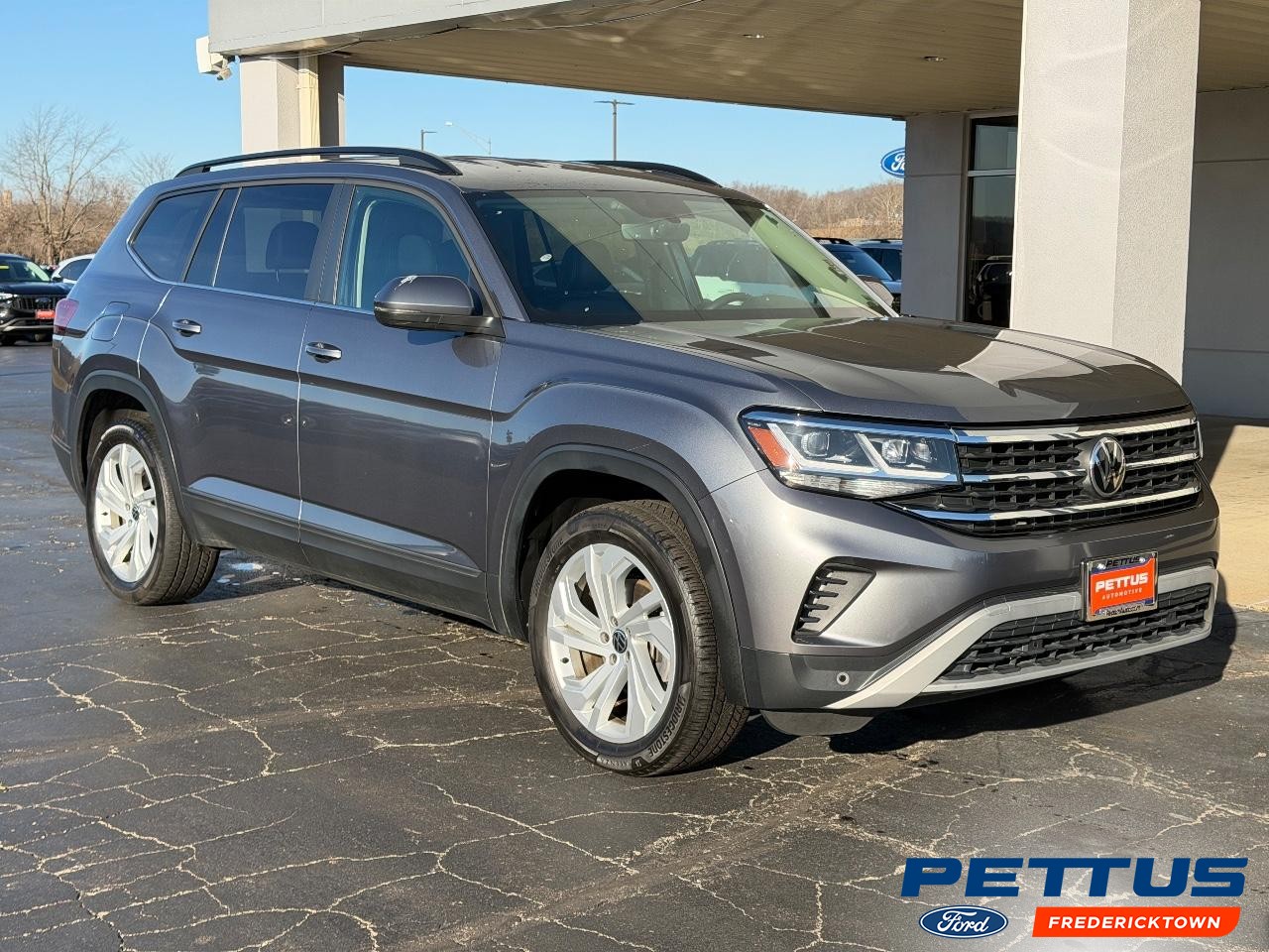 2022 Volkswagen Atlas SE's photo