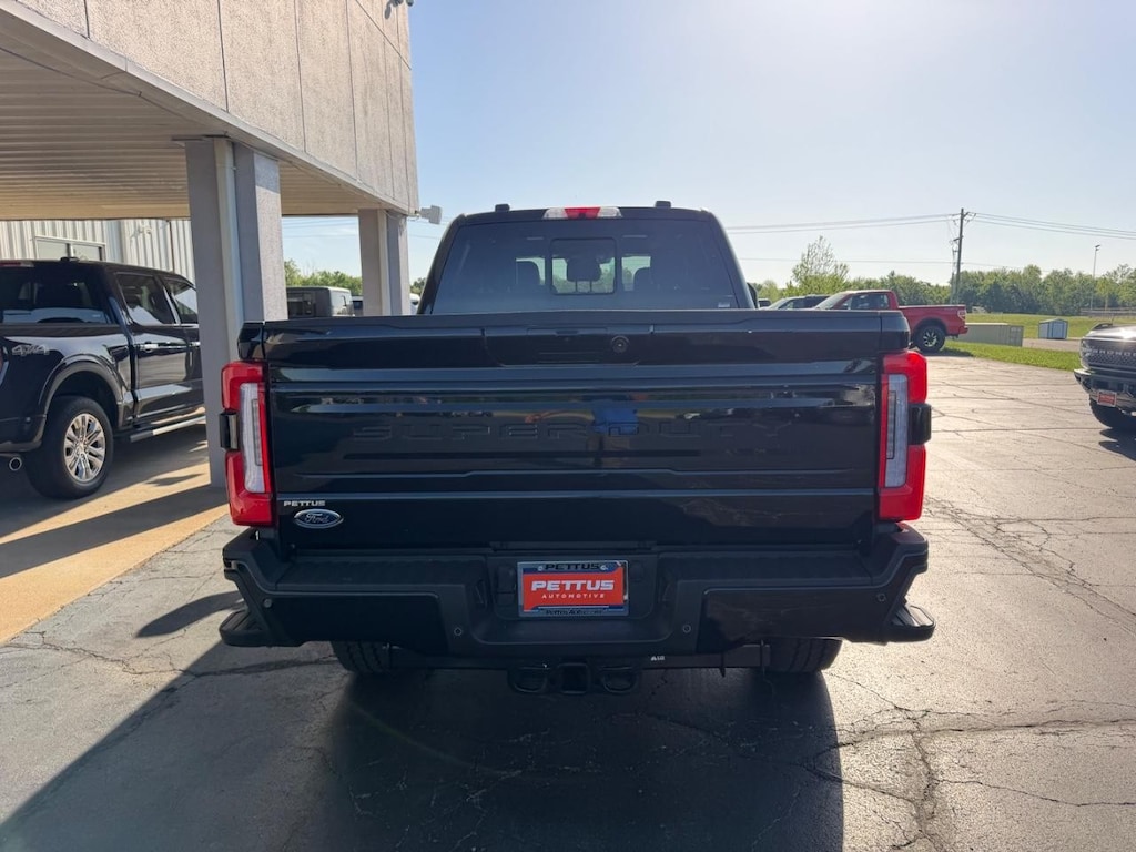 New 2026 Ford F-250 Platinum Truck Crew Cab