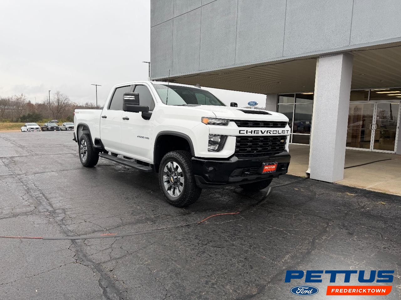 2022 Chevrolet Silverado 2500HD Custom's photo