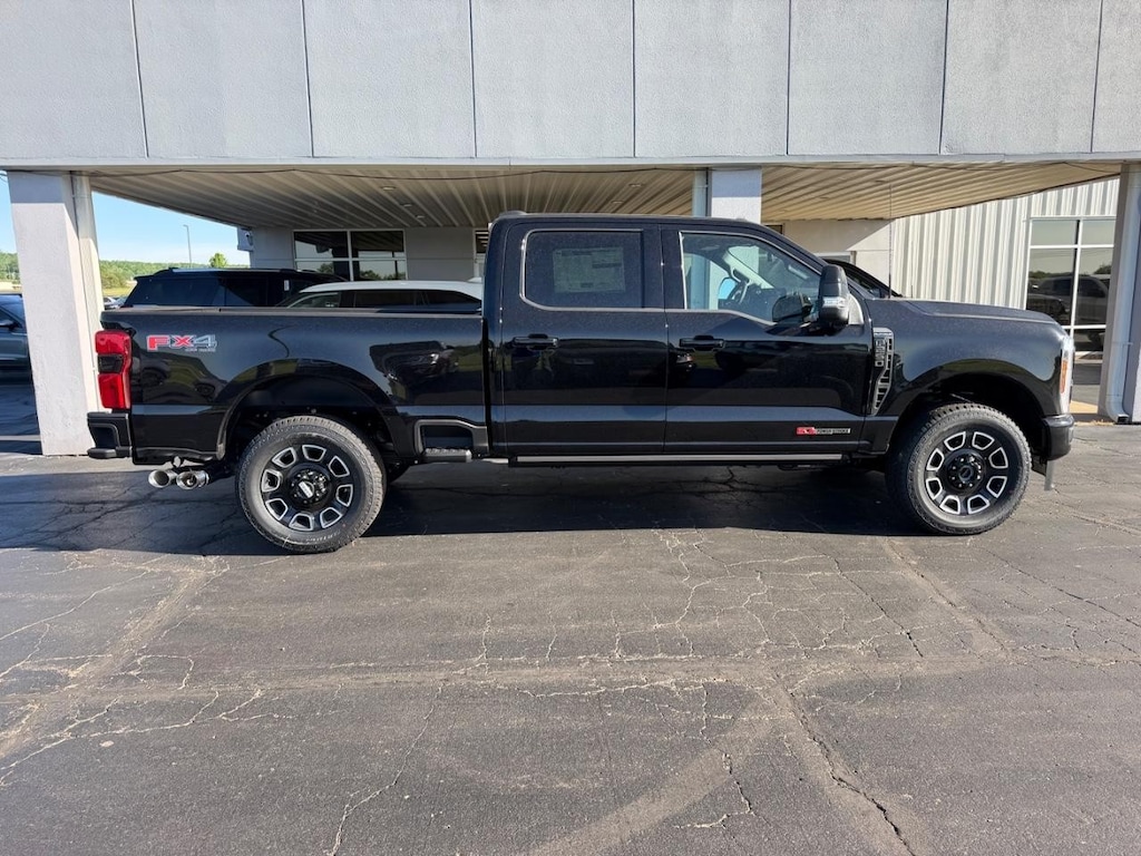 New 2026 Ford F-250 Platinum Truck Crew Cab