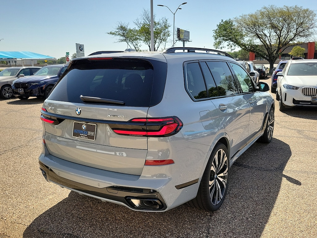 New 2027 BMW X7 xDrive40i All-Wheel Drive Sports Activity Vehicle SUV