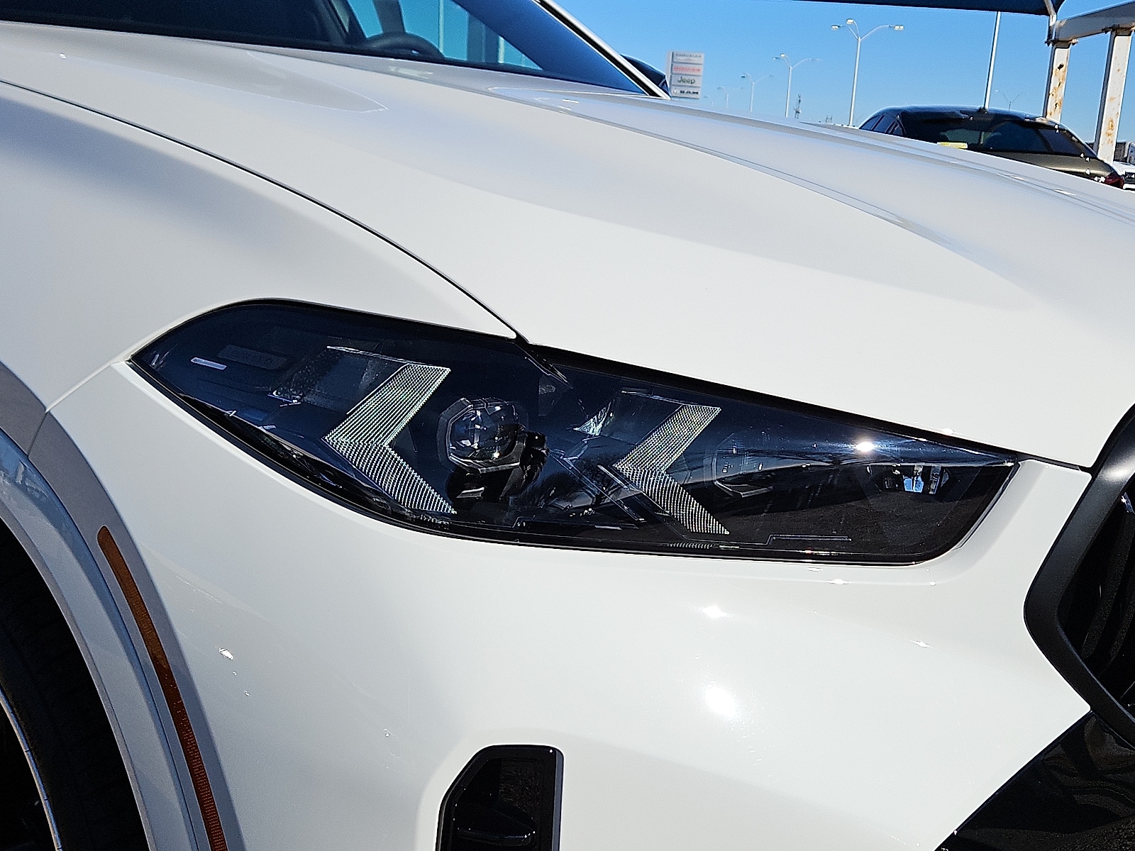 2026 BMW X6 M60i - Photo 6