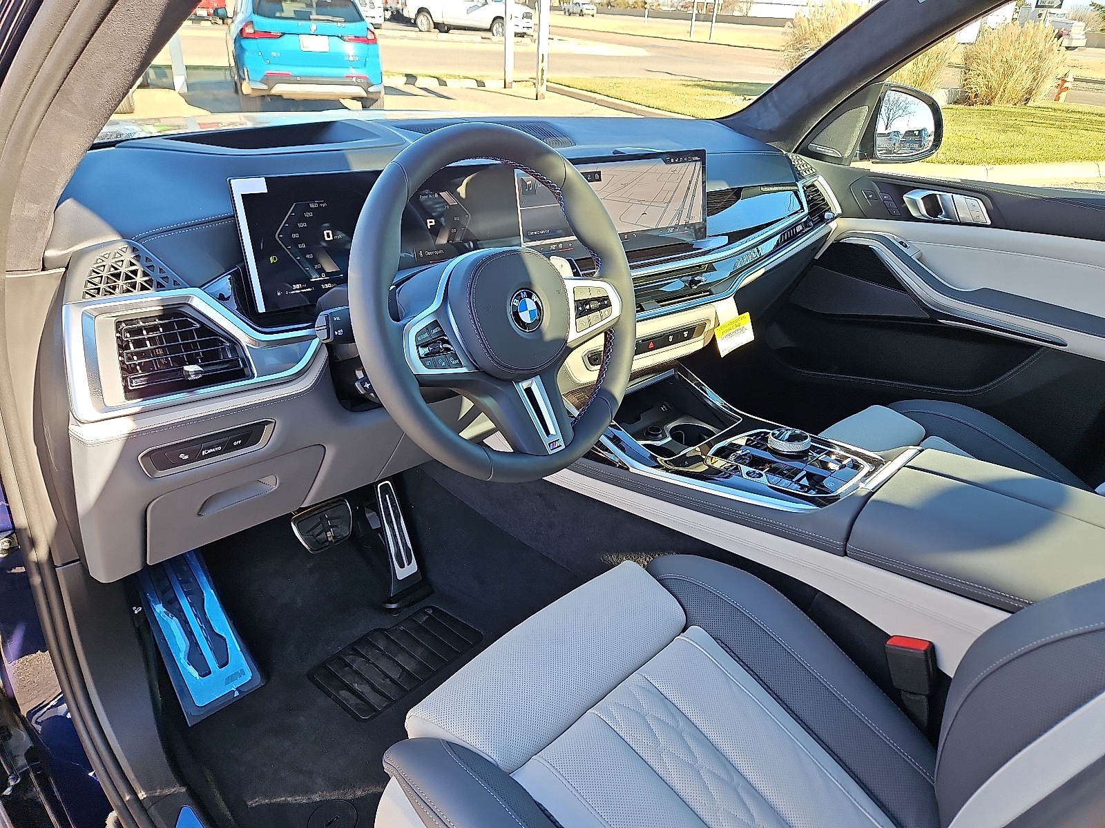 2026 BMW X7 M60i - Photo 11