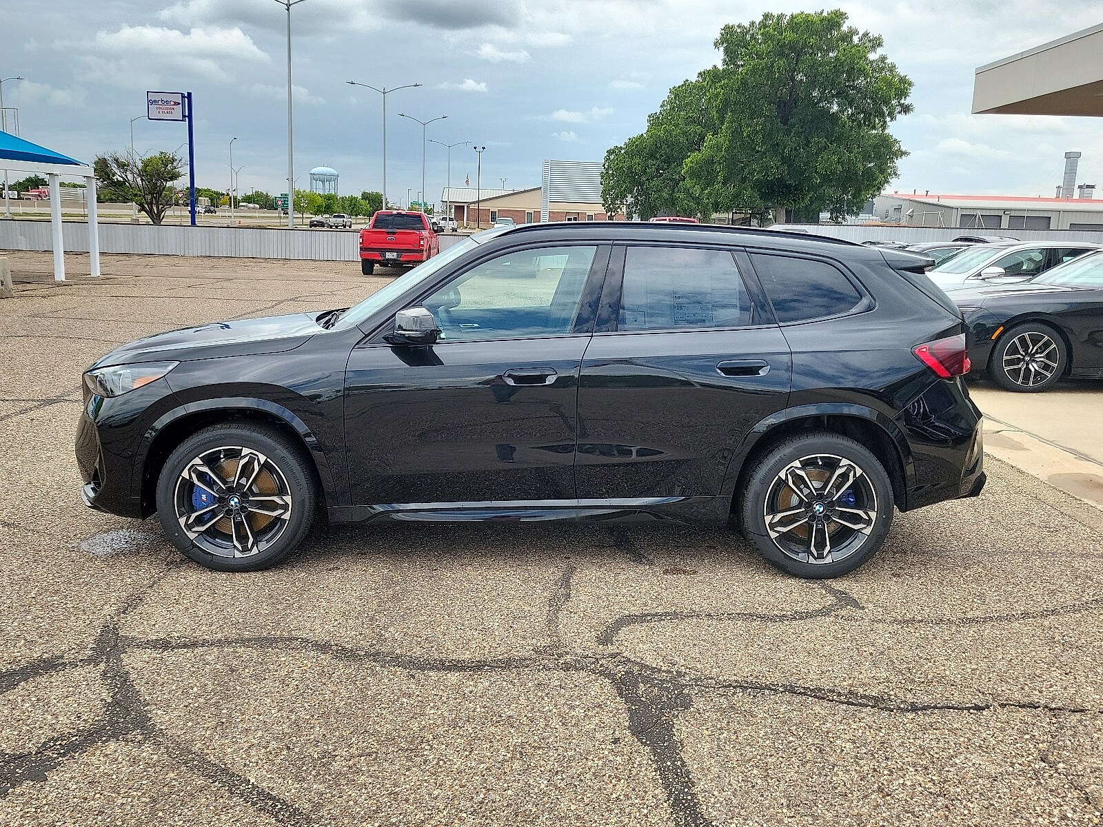 2025 Bmw X1 M35i photo 2