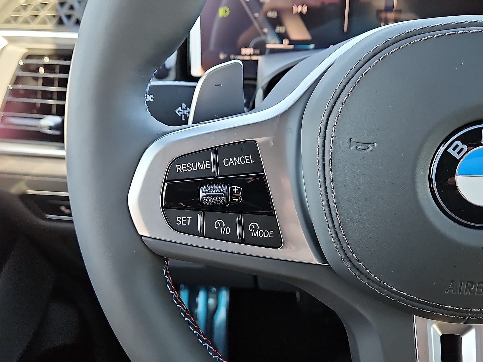 2026 BMW X7 M60i - Photo 18