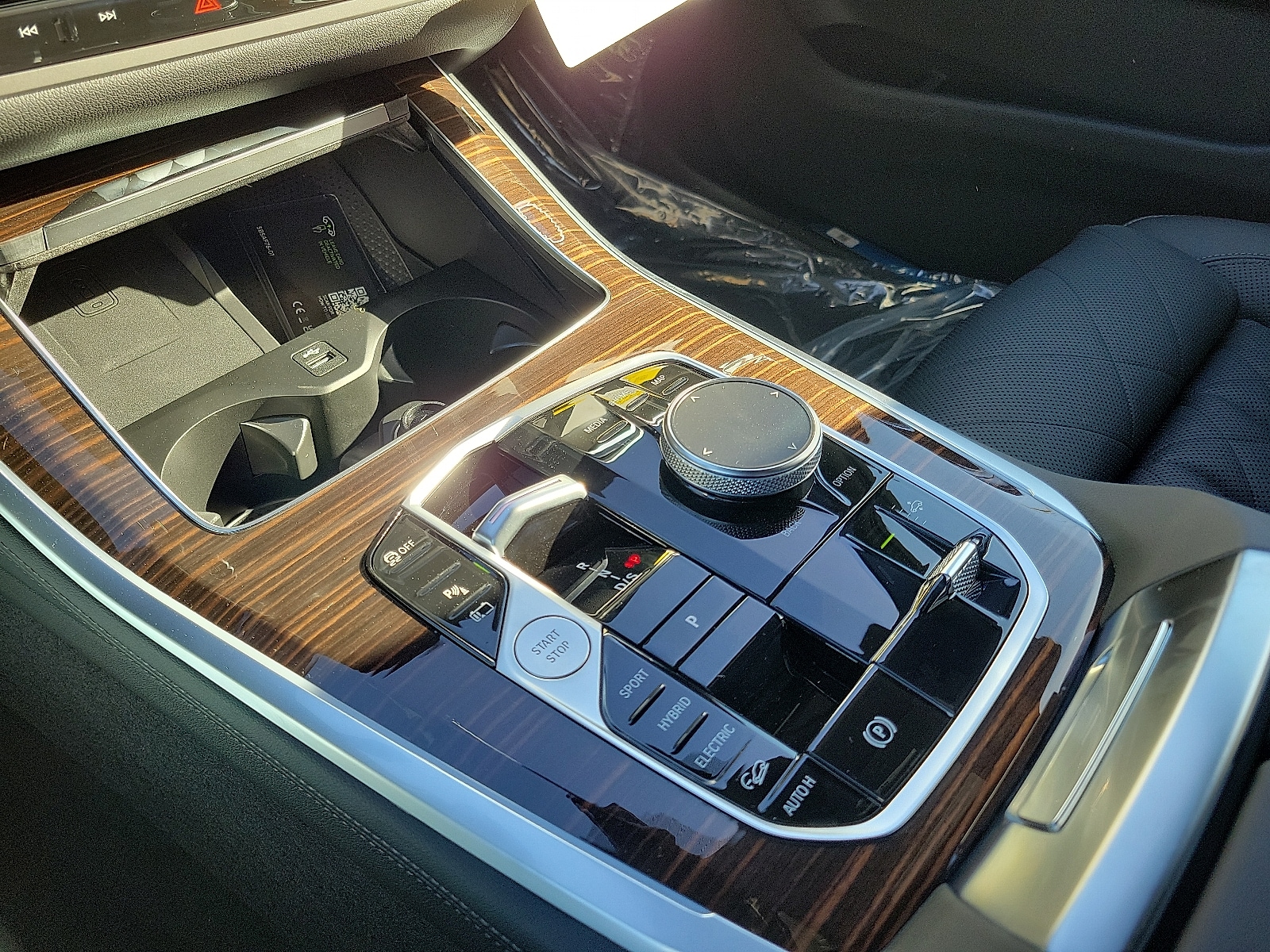 2026 BMW X5 50e - Photo 18