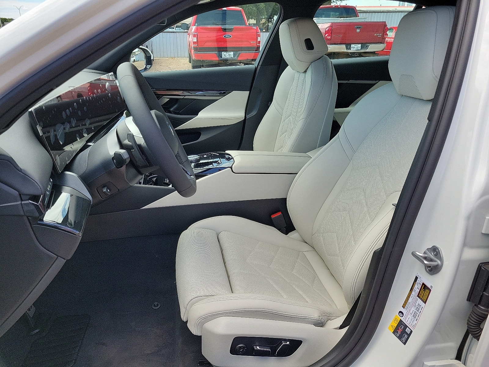 2026 BMW 5 Series 550e - Photo 12