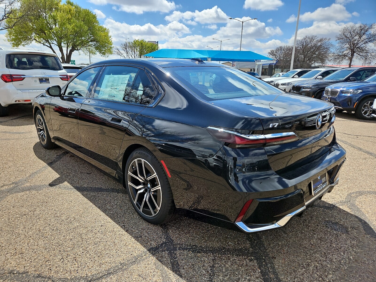 2024 Bmw i7 xDrive60 photo 3