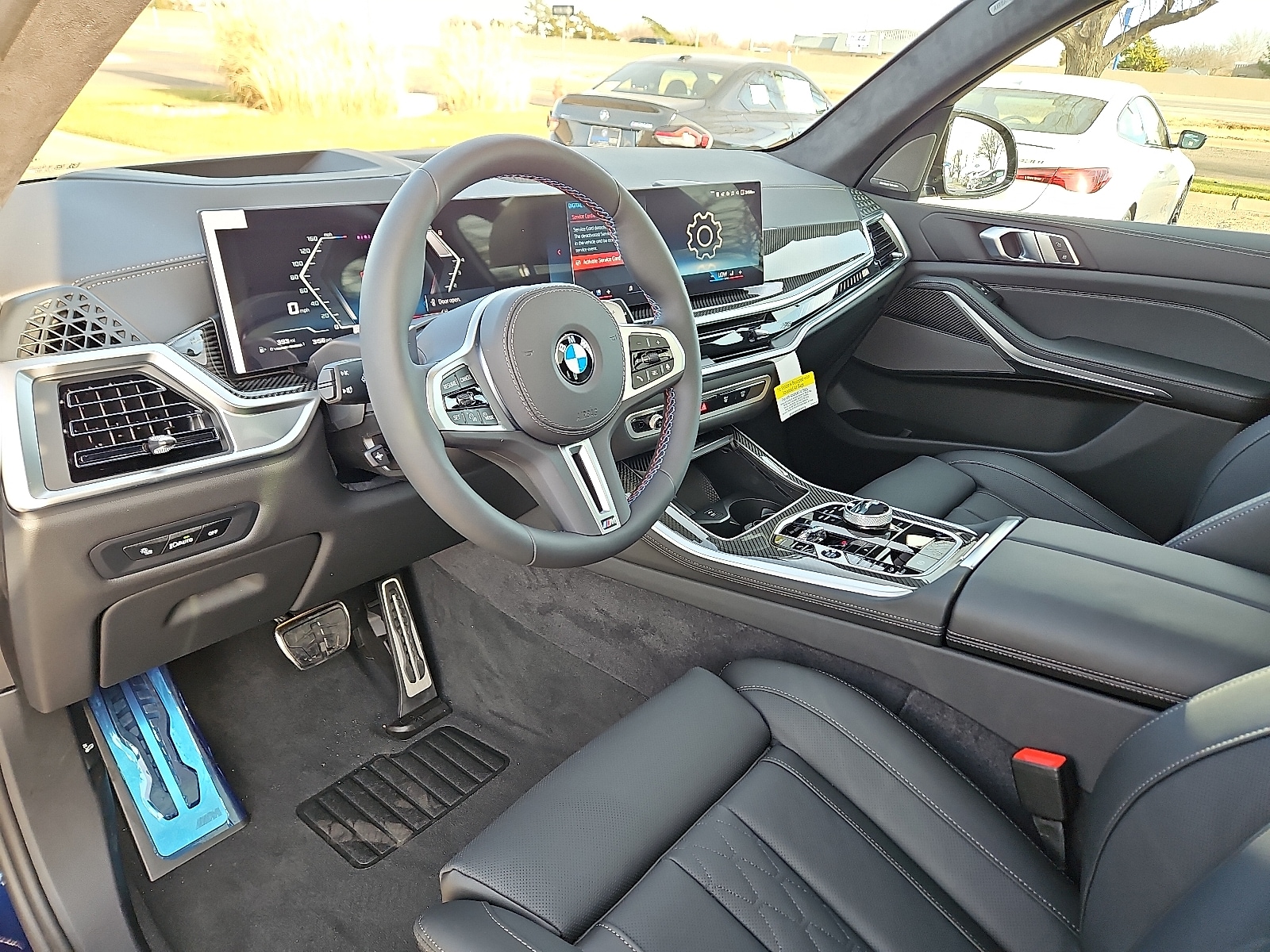 2026 BMW X5 M60i - Photo 12