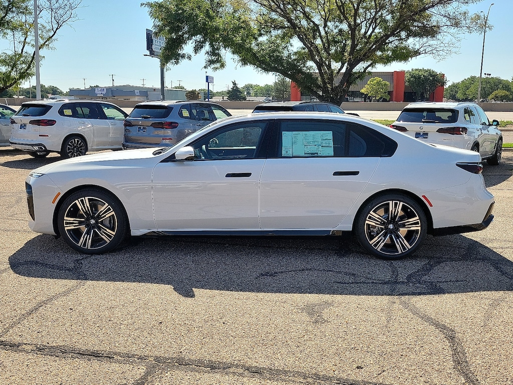 New 2025 BMW 760 i xDrive All-Wheel Drive Sedan