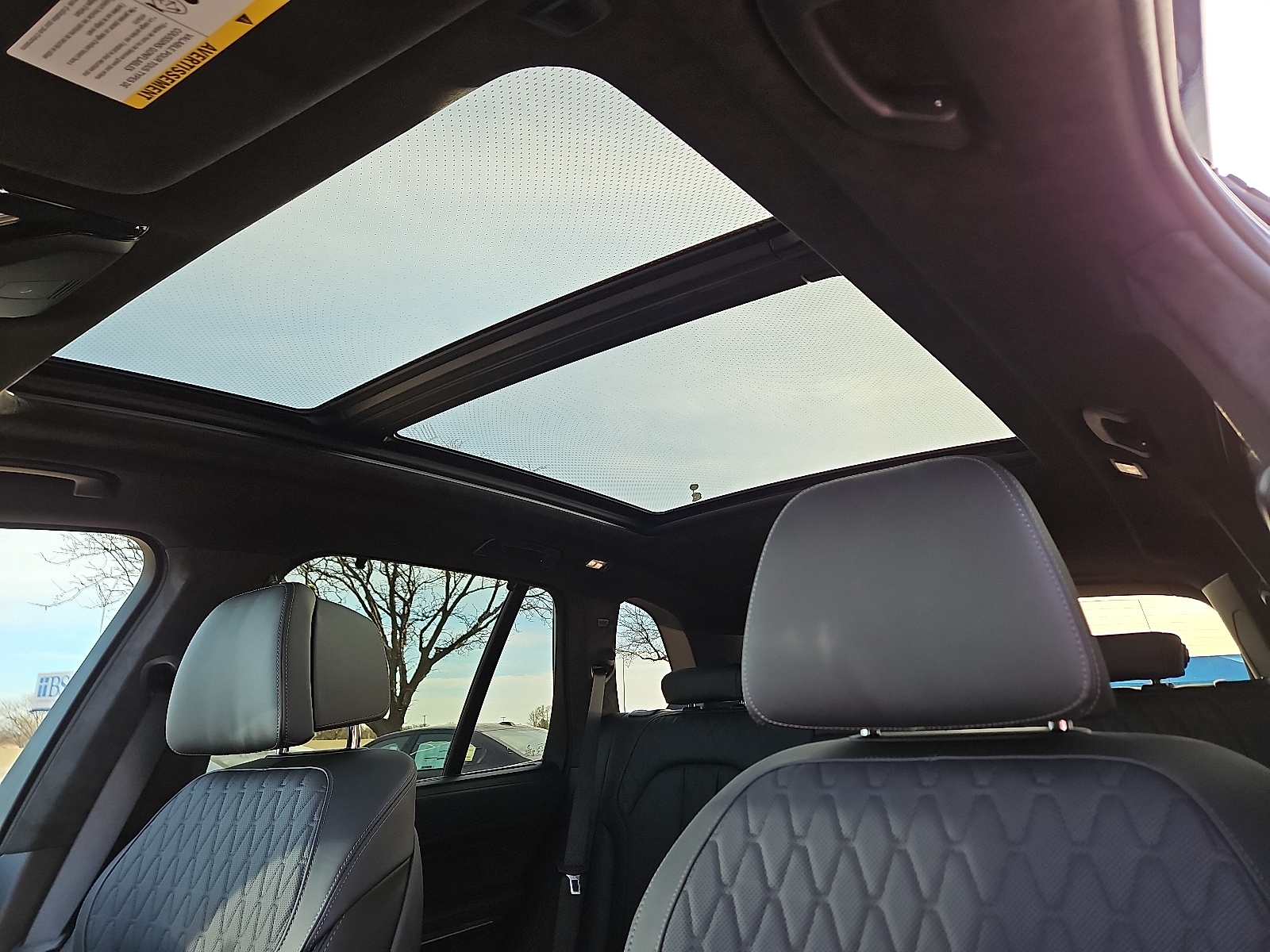 2026 BMW X5 M60i - Photo 13