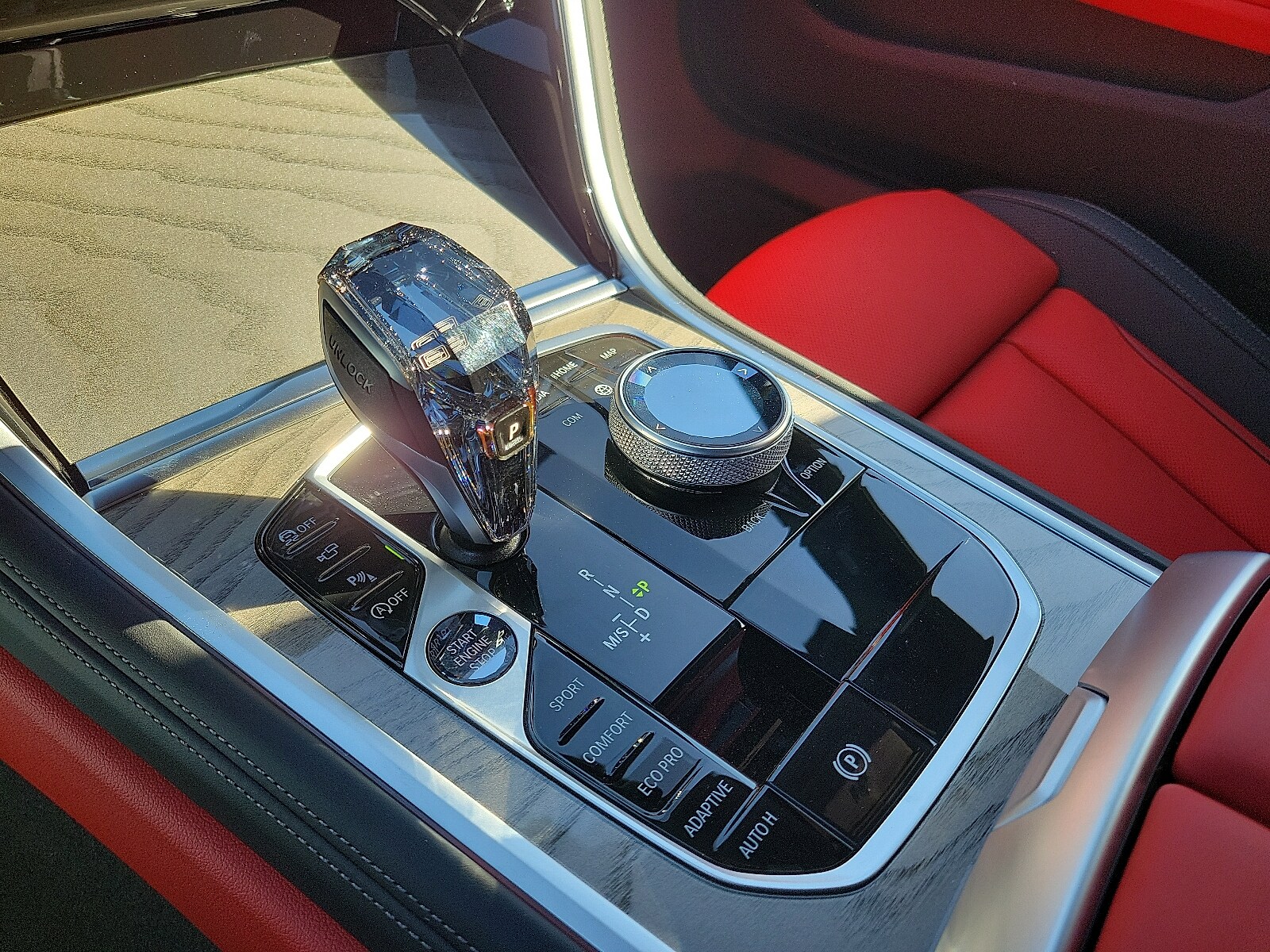 2026 BMW 8 Series 840i - Photo 18