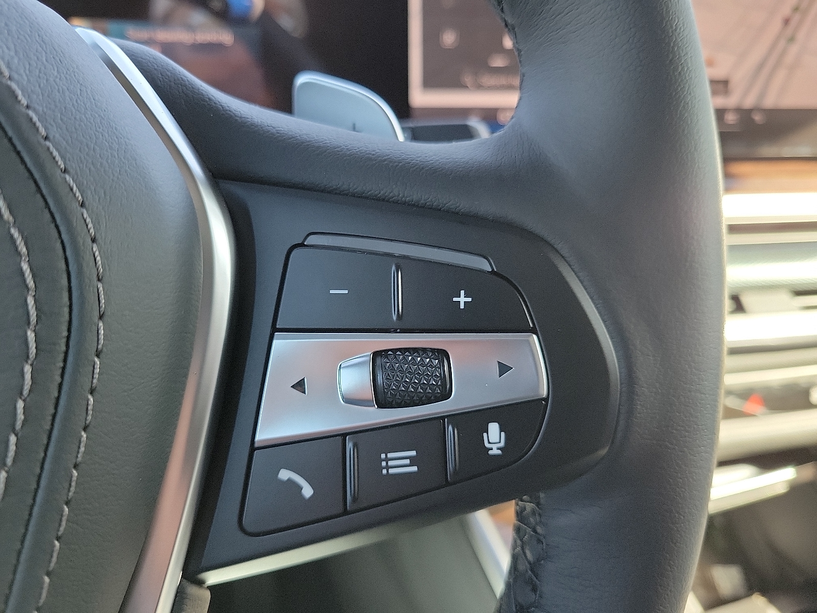 2026 BMW X5 50e - Photo 19