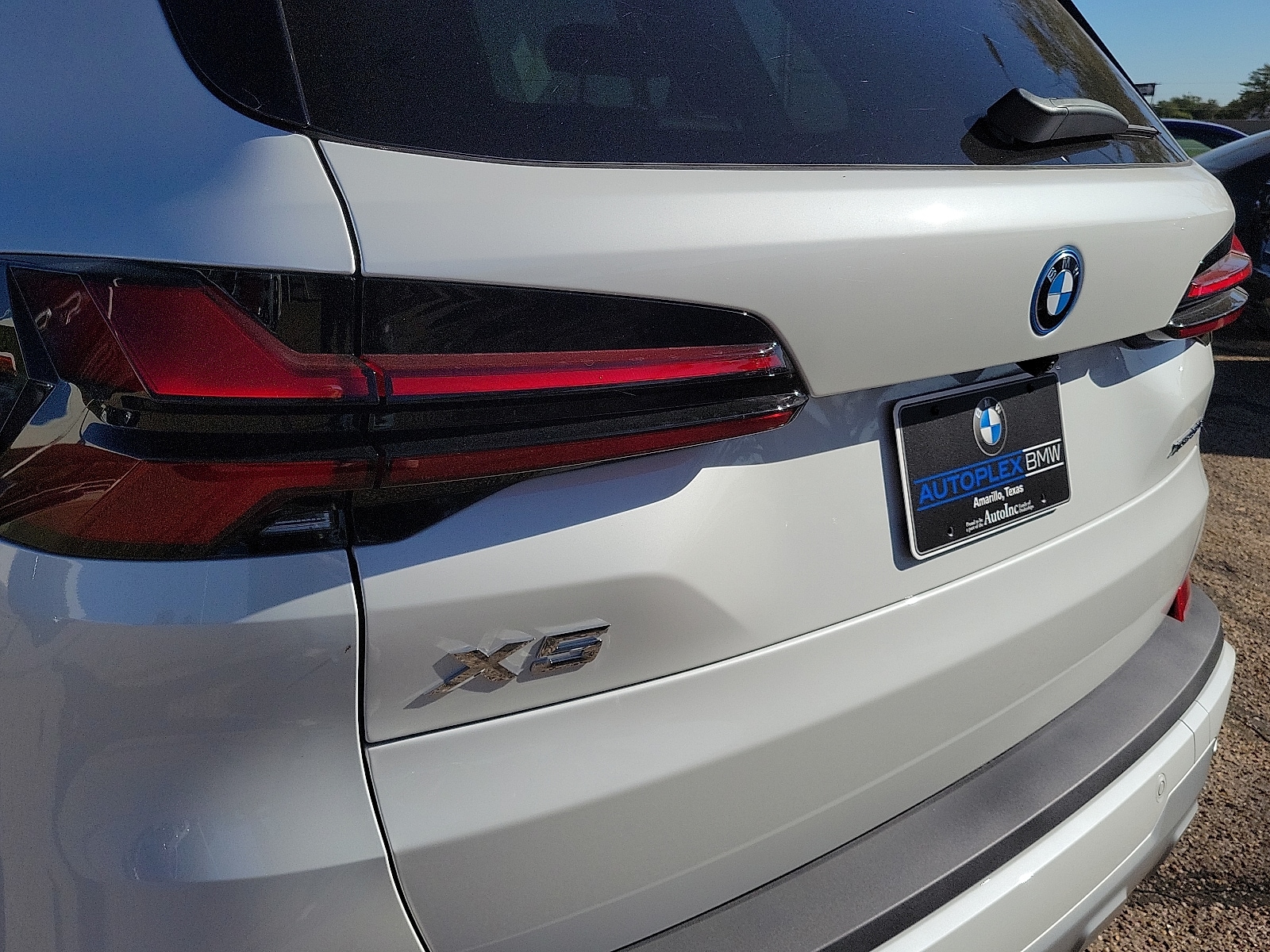 2026 BMW X5 50e - Photo 8