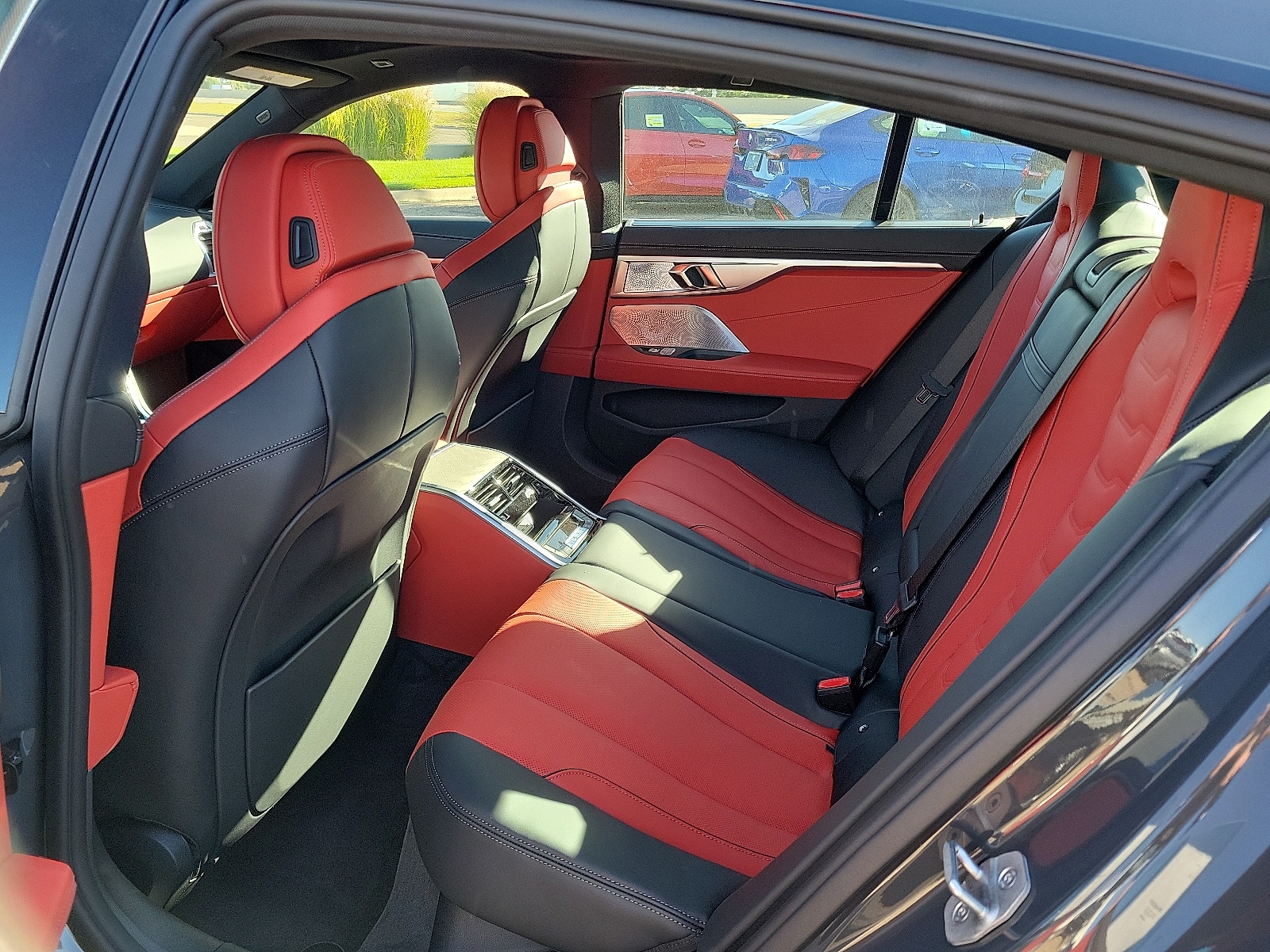 2026 BMW 8 Series 840i - Photo 9