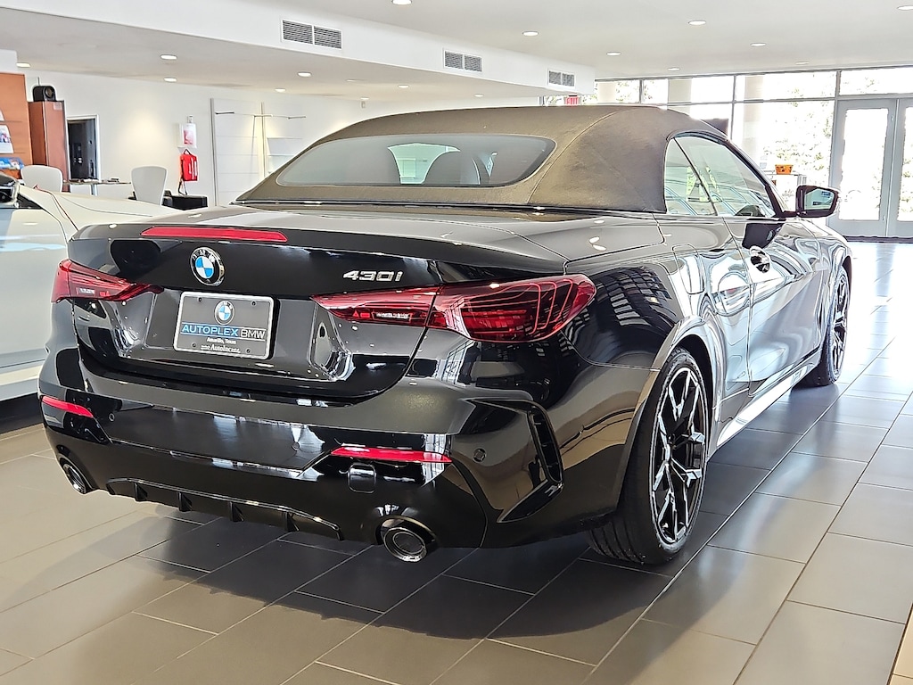 New 2026 BMW 430 i Rear-Wheel Drive Convertible