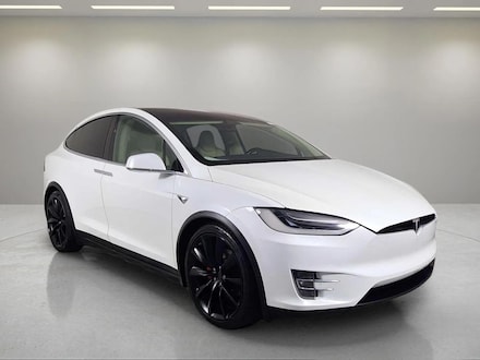 2017 Tesla Model X SUV