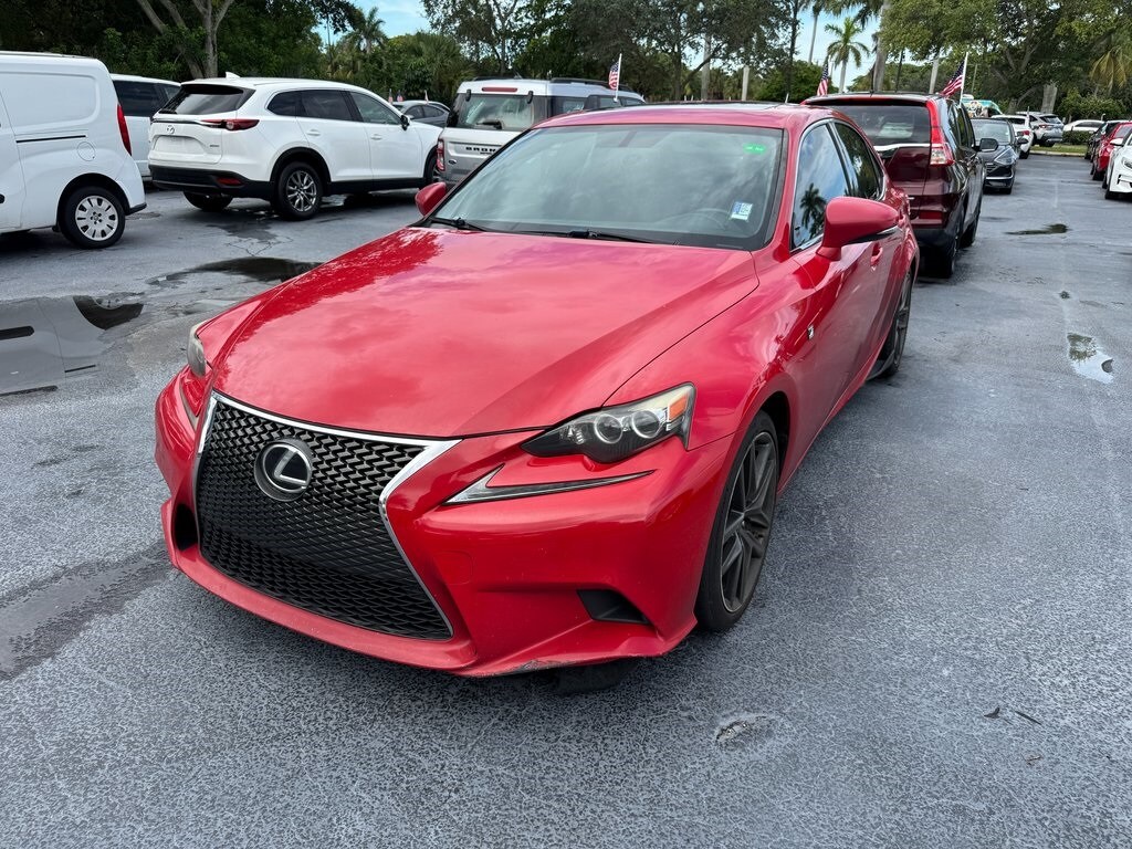 2016 Lexus IS 200t photo 2