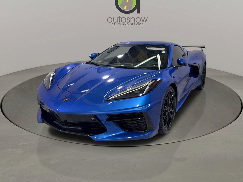 2023 Chevrolet Corvette Stingray 2LT photo 3