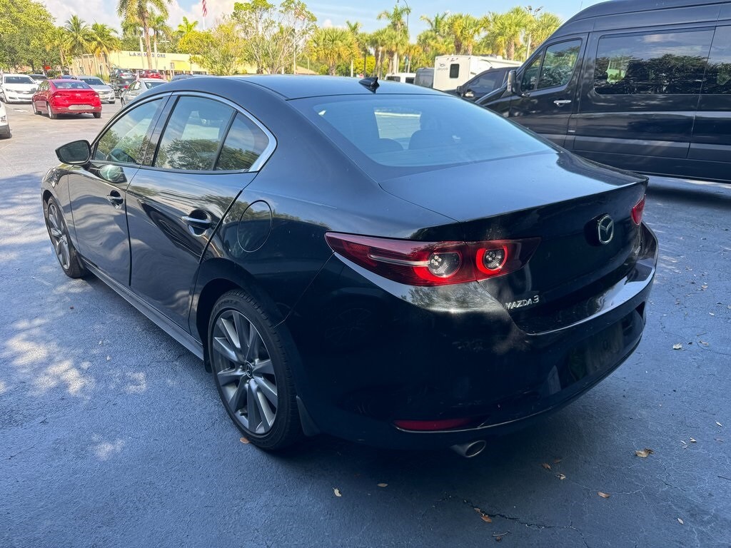 2019 Mazda Mazda3 Premium photo 3