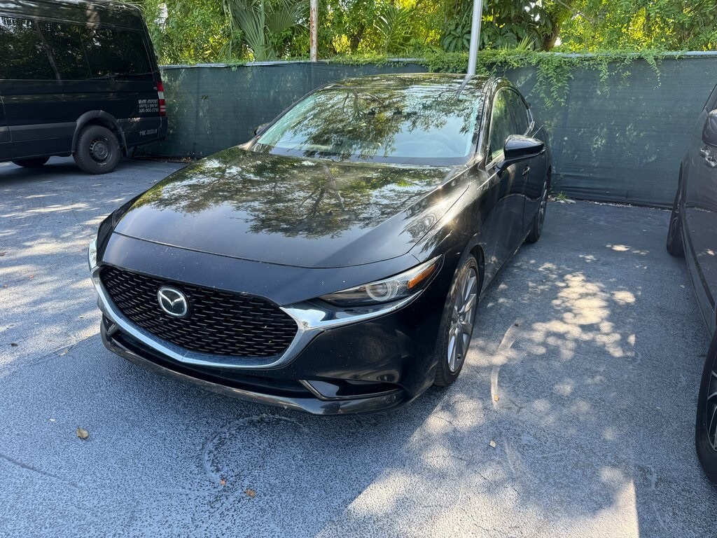2019 Mazda Mazda3 Premium photo 2