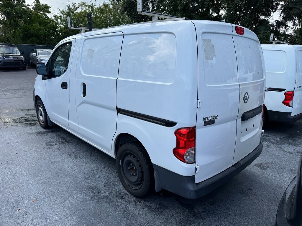 2018 Nissan NV200 S photo 3