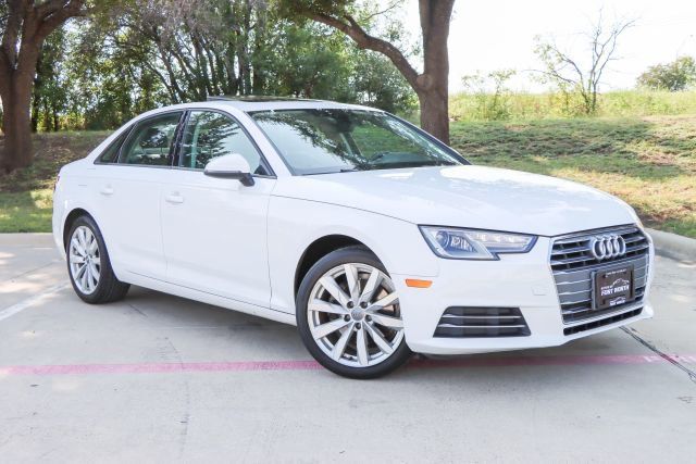 2017 Audi A4 Premium's photo