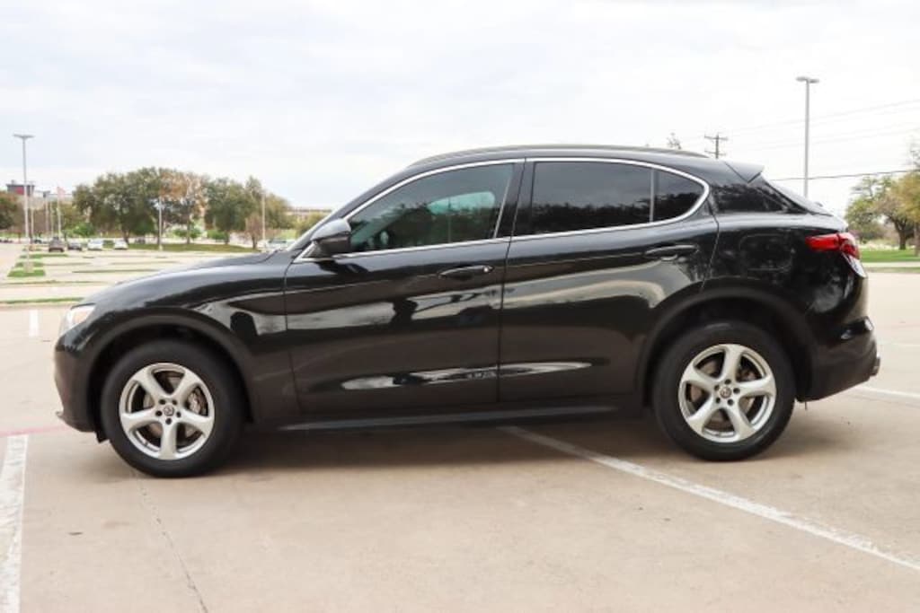 Used 2018 Alfa Romeo Stelvio SUV