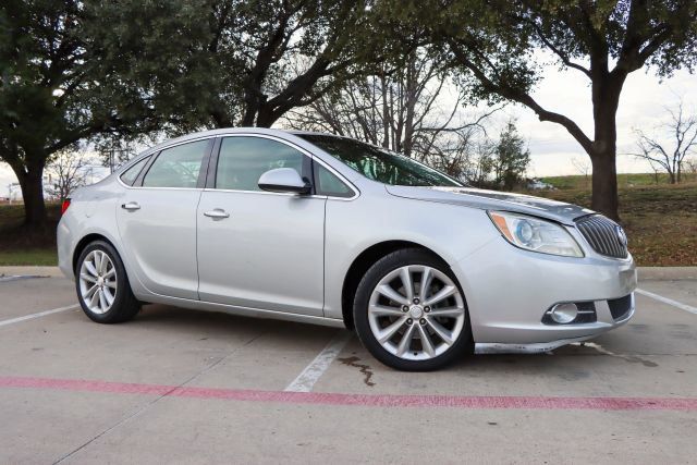 2012 Buick Verano 1SD's photo