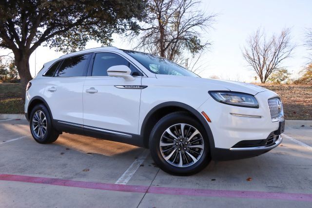 2021 Lincoln Nautilus Reserve's photo