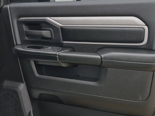 2024 RAM Ram 3500 Pickup Tradesman - Photo 12