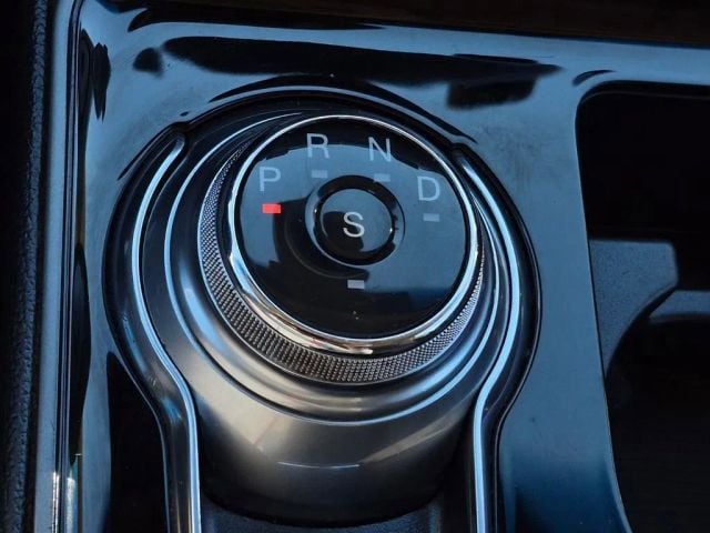 2019 Ford Edge SE - Photo 29