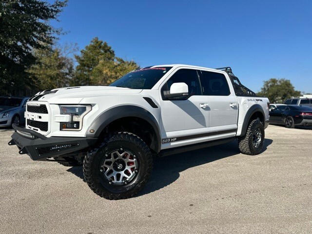 2018 Ford F-150 Raptor photo 2