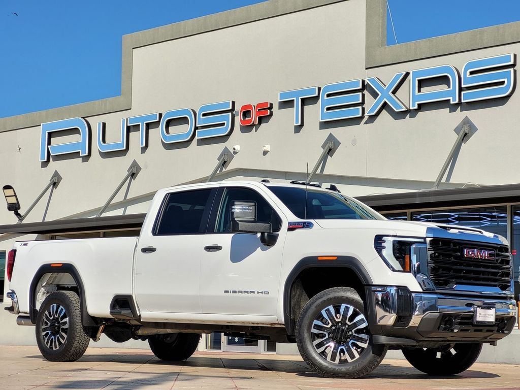 2024 GMC Sierra 2500HD Pro's photo